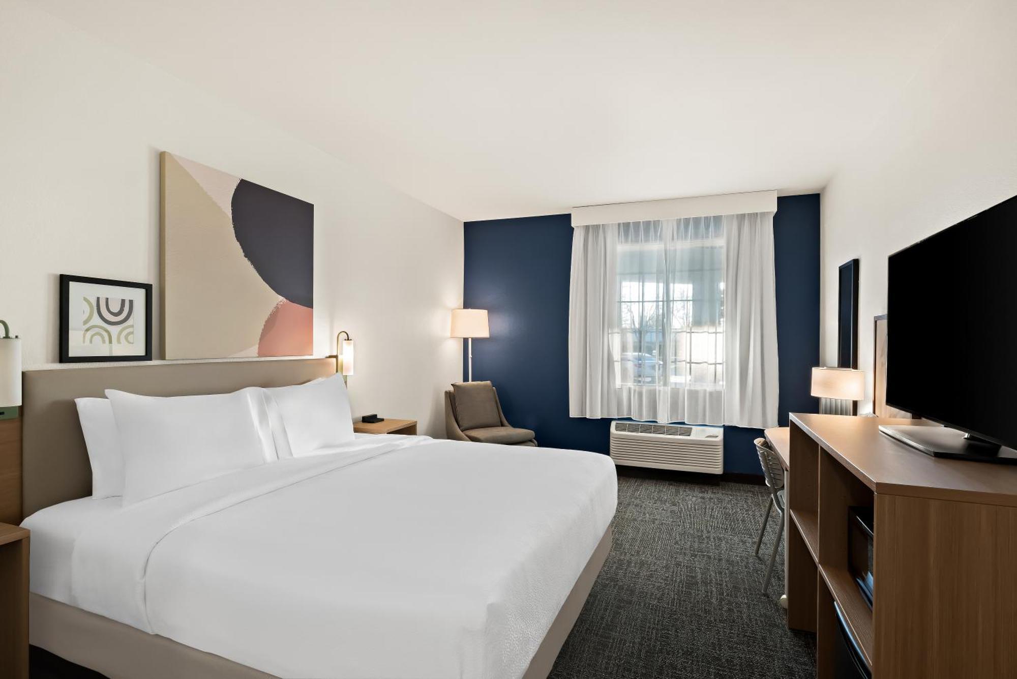 Spark By Hilton Williams Newly Opened 2025 Exterior foto